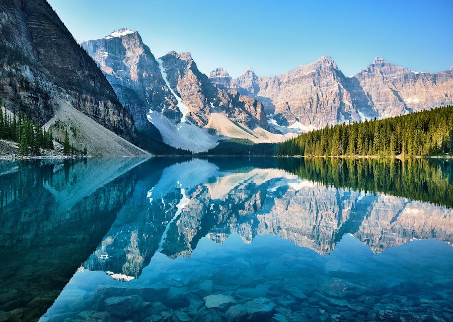 Turquoise mountain lake in Canada