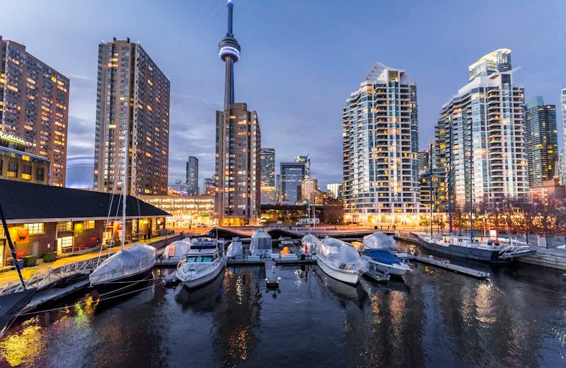 Toronto skyline with the CN Tower and harbour in Canada
